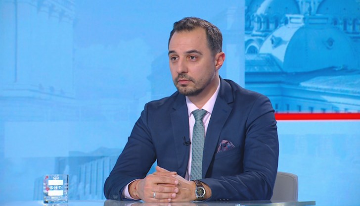 Бившият икономически министър обвини ГЕРБ в блокиране на ключови закони в парламента Бившият икономически министър обвини ГЕРБ в блокиране на ключови закони в парламента