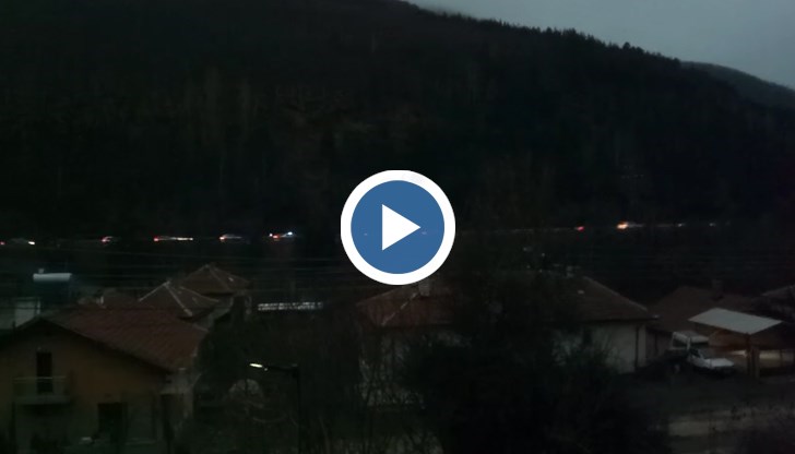 Инцидентът стана в района на село Чурек, в платното за София