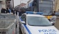 Патрулка блокира трамваите на Петте кьошета в София