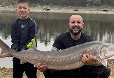 Каратистът Здравко Иванов извади праисторическата риба след 20 минутна борба и