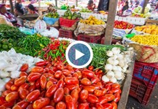 Търговци и потребители усещат драстичното свиване на покупателната способност и