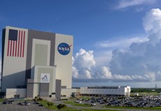 2500 работни места в космическата агенция са застрашени над 100