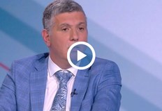 Политическо сътресение ще застраши въвеждането на евротоБившият регионален министър и