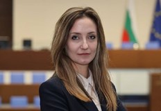 Биляна Иванова иска информация за спазването на наредбата за безопасност