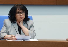 Бюджетната комисия одобри по бавен растеж на заплати и пенсииРесторантите ще