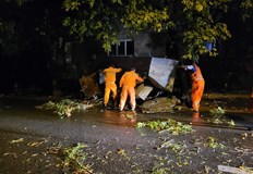 Стихията удари Румъния с ветрове до 140 км чЛошото време в