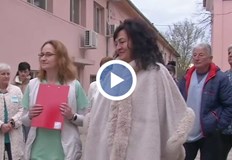 Служителите протестират срещу обидно ниските заплатиМедицинският персонал в държавните психиатрични