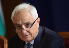 За целта трябва да бъдат гласувани законови промениЗадължителна военна подготовка