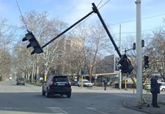 Шофьорите да внимават на кръстовището на Олимп заради наклоненото съоръжениеСилните