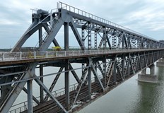 Леките автомобили ще чакат 12 часа тировете денонощиеАгенция Пътна