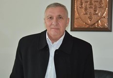 Люпчо Папазов Това бяха нашите децаКметът на град КочаниЛюпчо Папазов