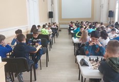 Спасимира Русева грабна първото място в състезаниетоВ русенската библиотека Любен