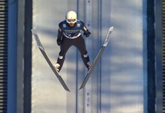 Това е третият път през сезона в който Зографски влиза