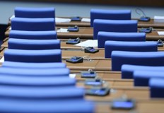 Народните представители влизат в парламента след отказа на Илиян Илиев