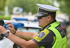 Шофьорът е задържан след опит да избегне проверка за алкохол52 годишен