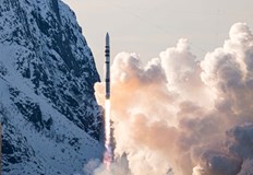 Мюнхенската компания Изар Аероспейс обяви първия изпитателен полет за пълен