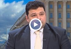 Новоизбраният конституционен съдия ще се оттегли от Комисията за защита