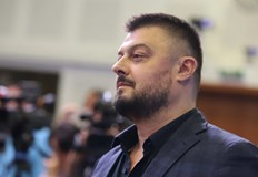 Пеевски яхна Прокуратурата КПКОНПИ ДАНС и МВР като магаре и