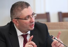 Депутатът от ГЕРБ СДС остро разкритикува изказване на лидера на МЕЧ