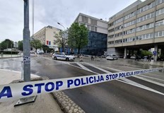 Инцидентът се случи в близост до полицейското управление и съдаМлад