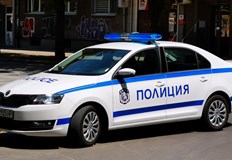 Непристойно поведение край детска градина доведе до арест в РусеНеприятен