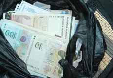 Жената е била подведена от телефонни измамници по схемата помощ