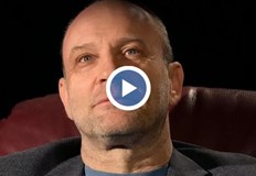 Бившият треньор споделя за тежките последици от разказа за наказанието