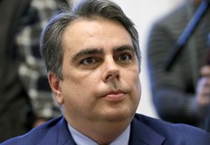 Асен Василев прогнозира края на кабинета Ще си отиде като