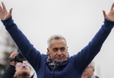 Гневът на избирателите може да промени политическата карта на РумънияРумъния