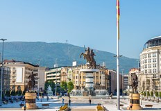 Ябълката на раздора е годишнината от въздушната операция на НАТО