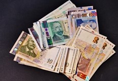 Подписан е анекс към Колективния трудов договор между МОН директорските