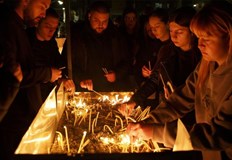 След мълчаливото бдение идват масови демонстрации в цялата странаВ последния