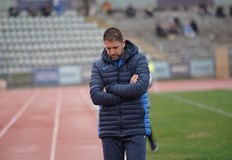 Треньорът на ФК Дунав Русе критикува състоянието на игрището след