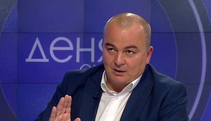 Най-големите изборни измами се случват заради и чрез членовете на секционните избирателни комисии, категоричен е юристът