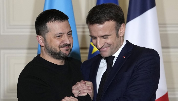 Френският президент защити Зеленски след критиките на Тръмп