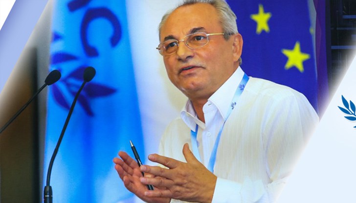 Днес повече от всякога трябва да се обединяваме около националните идеали Днес повече от всякога трябва да се обединяваме около националните идеали