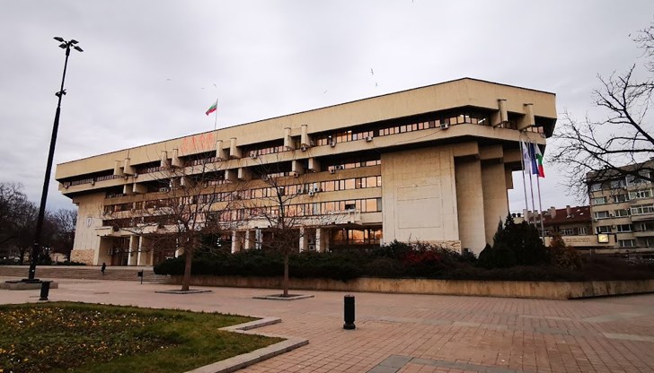 Заинтересованите доставчици могат да подават документи до 2 май 2025 година