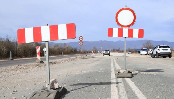 17 километра от трасето ще бъдат отворени за движение в началото на лятото, но строителните дейности ще продължат 17 километра от трасето ще бъдат отворени за движение в началото на лятото, но строителните дейности ще продължат