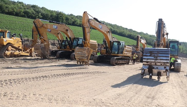 МРРБ и АПИ категорично отхвърлиха твърденията за отлагане на стратегическия проект до 2040 година