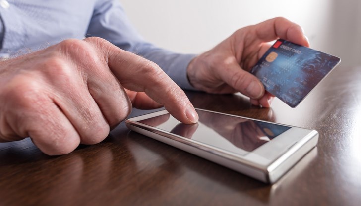 Осем пъти за три месеца пловдивчанин превеждал пари на измамник, мислейки че помага на дете в нужда