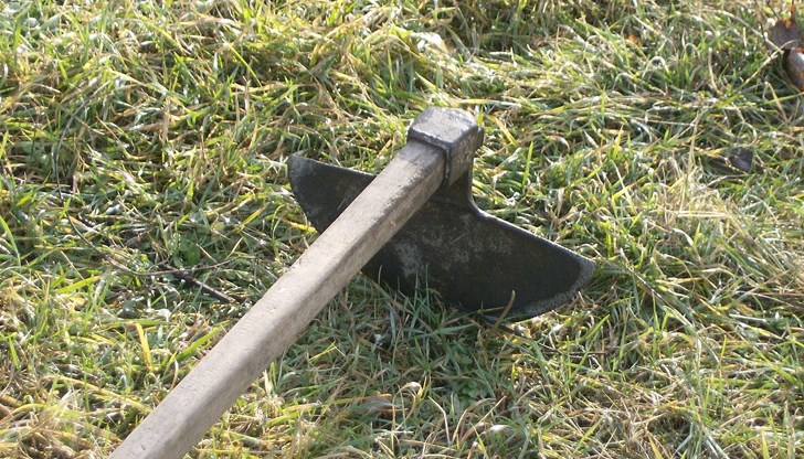 Автомобилът е бил паркиран на улица в Белоградчик Автомобилът е бил паркиран на улица в Белоградчик