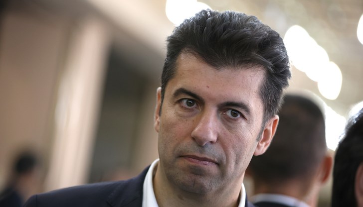 Петков следва Божанов на прокурорския конвейер по случая "Йоловски" Петков следва Божанов на прокурорския конвейер по случая "Йоловски"