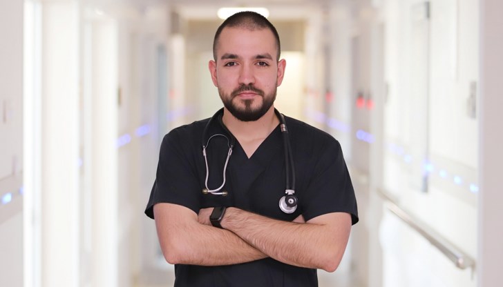 Д-р Димитър Комитов: Вирусът остава латентен в организма цял живот след първоначалната инфекция