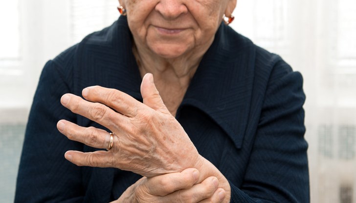 Според д-р  Ахмед Абд Елбари чуването на пулса може да бъде индикатор за аневризма в мозъка