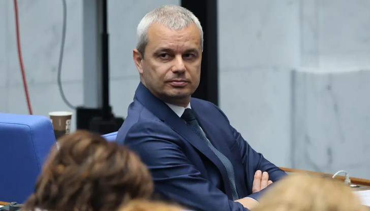 Позорно е, че правителството не осъди веднага убийството, извършено от израелската армия, заяви лидерът на "Възраждане"