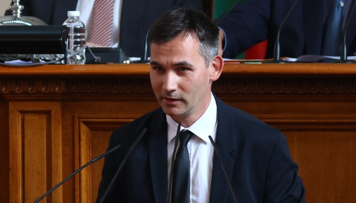 "Снишаването е предателство на националния интерес", заяви народният представител от Русе