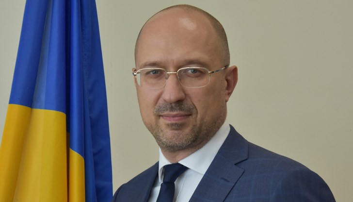 Продължаваме да работим със САЩ спокойно и чрез всички възможни канали, заяви украинският премиер