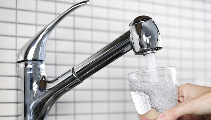 Пречистена вода от "Тича" потече в домовете на шуменци Пречистена вода от "Тича" потече в домовете на шуменци