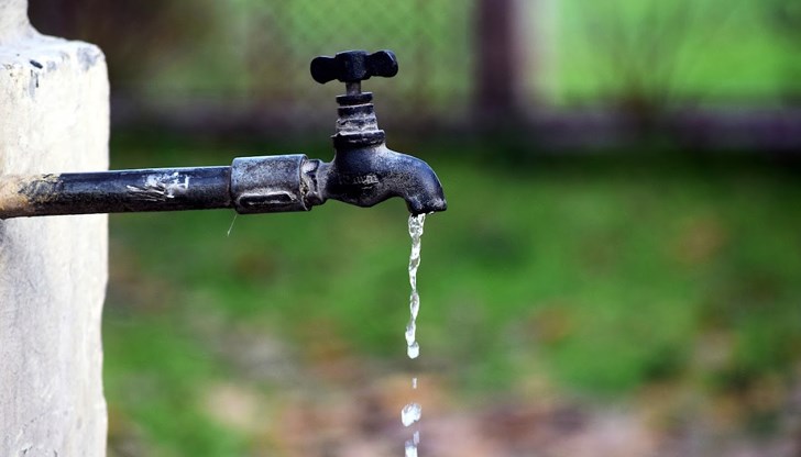 Регионалната здравна инспекция предупреди, че водата е негодна за пиене