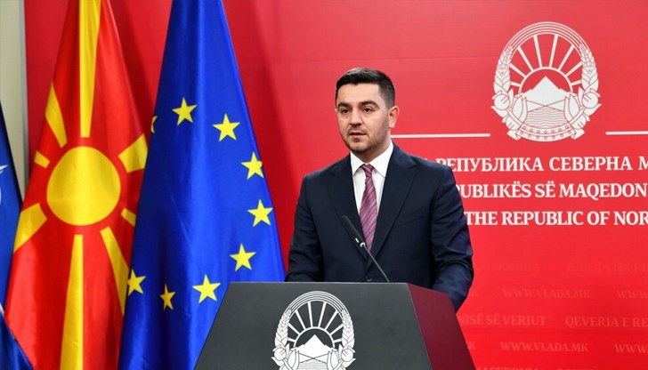 Изведоха го с белезници от полицейското управление в Карпош